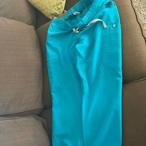 I didn’t like the medium size fit,